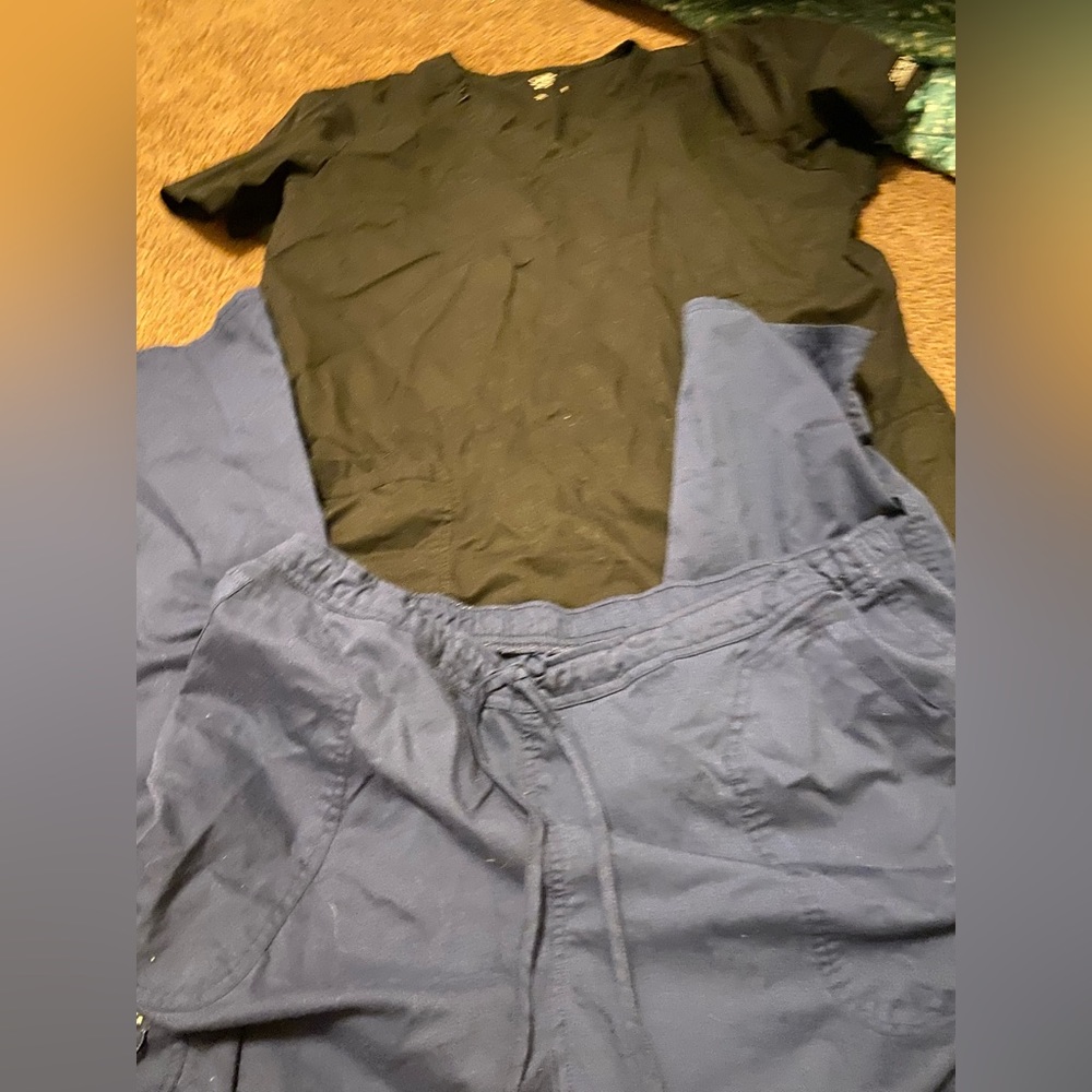 Women’s scrub set